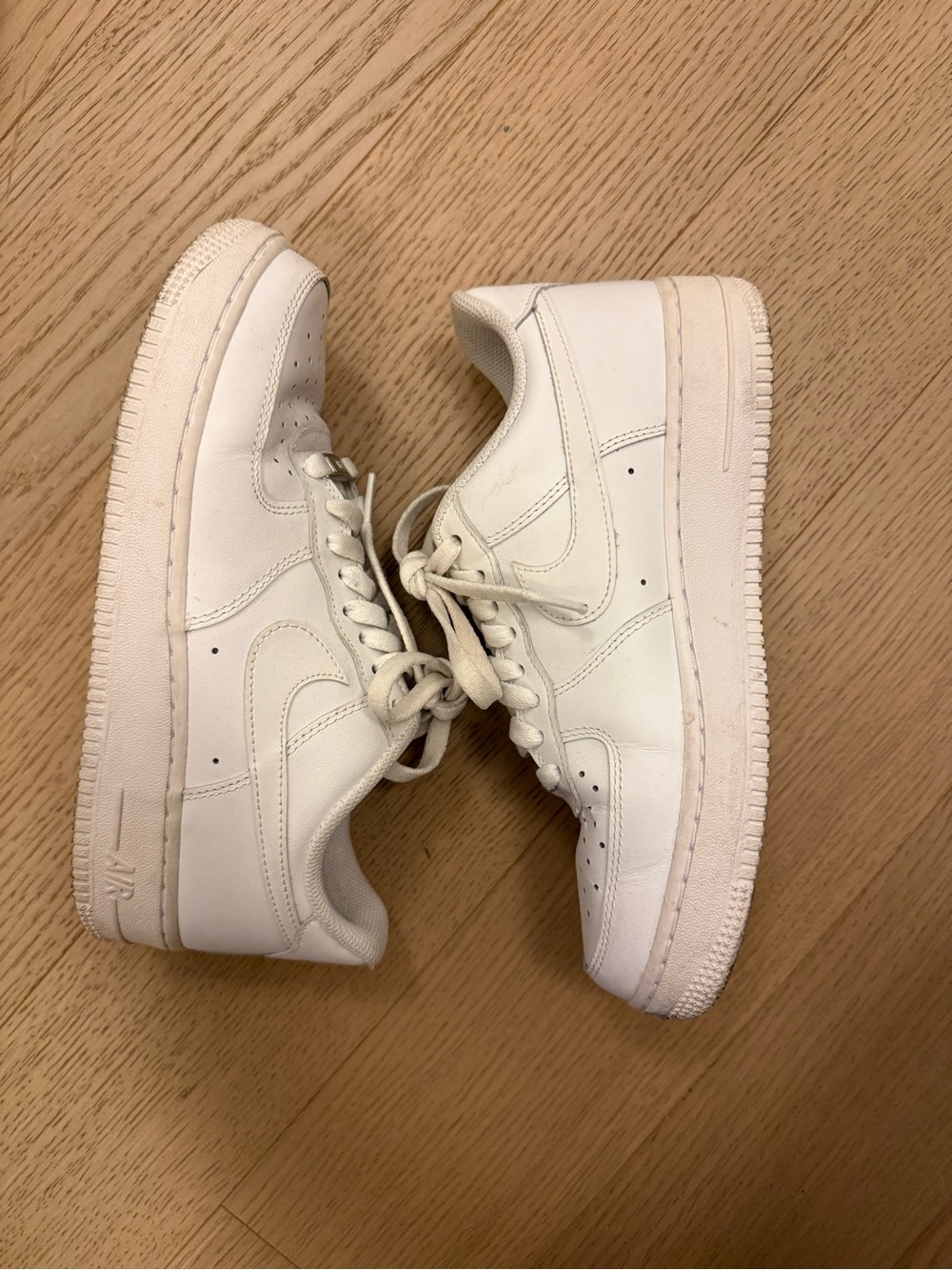 Nike Women’s Air Force One - Picture 2 of 2